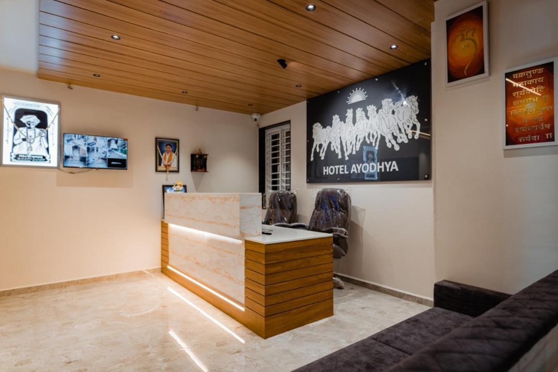 Hotel Ayodhya Virpur ภายนอก รูปภาพ