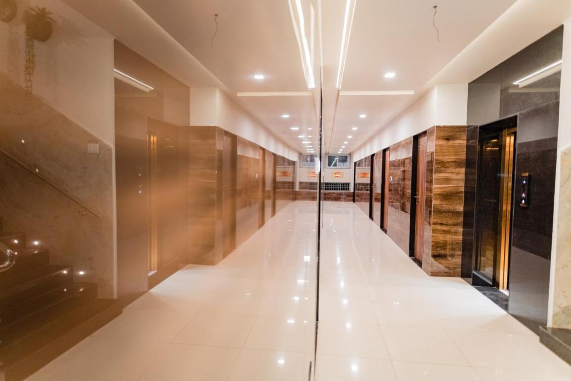 Hotel Ayodhya Virpur ภายนอก รูปภาพ