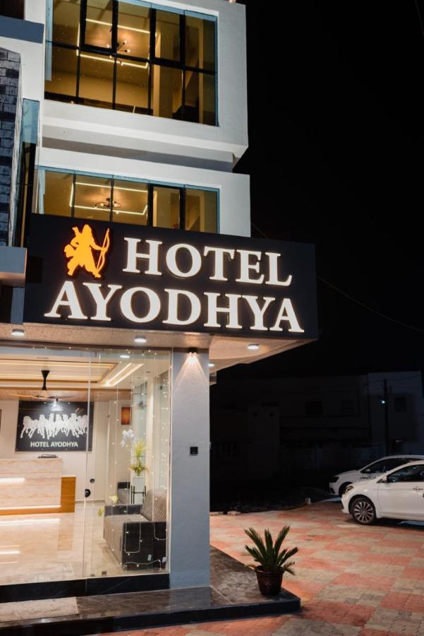 Hotel Ayodhya Virpur ภายนอก รูปภาพ